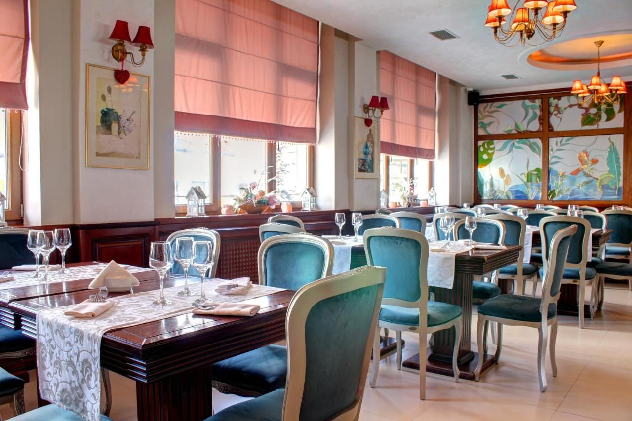 Отель Hotel Dragului Предял-32