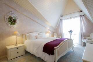 Отель Hotel Dragului Предял Улучшенный двухместный номер с 1 кроватью-6